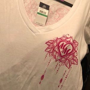 Metal mulisha v neck